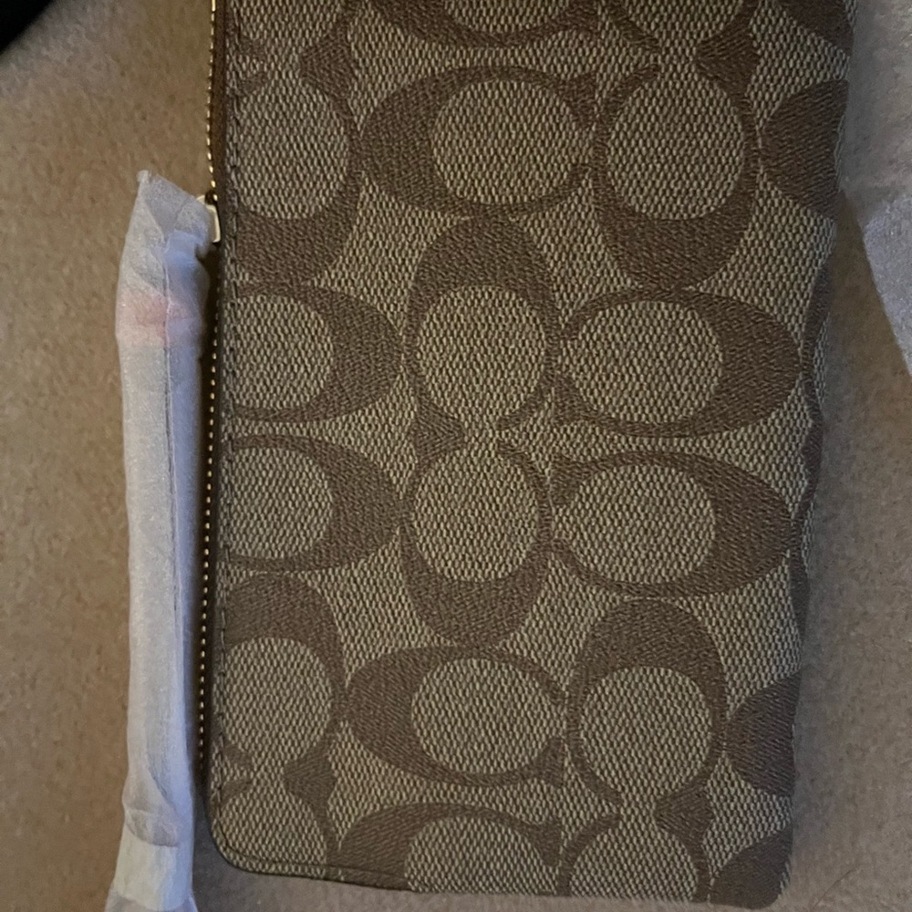 NWT! Coach Signature Rainbow Mini bucket bag 3 set - Picture 12 of 14